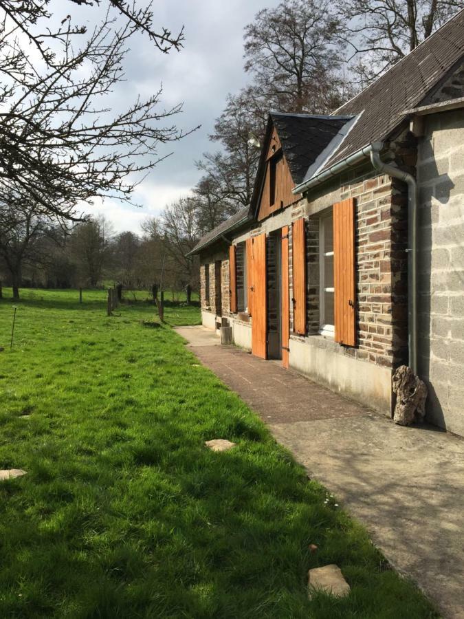 La Petite Maison O Bord De L'Eau Bernieres-le-Patry Luaran gambar